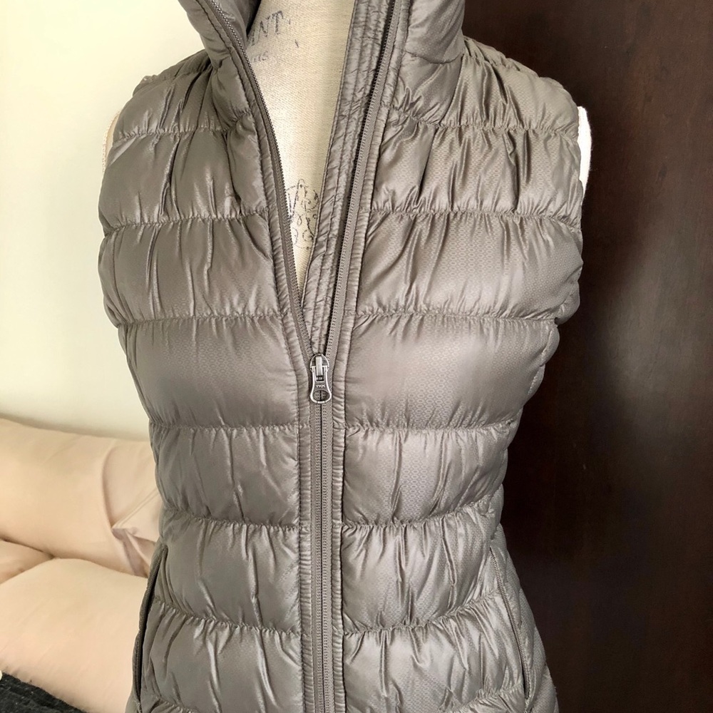Athleta Goose Down Vest